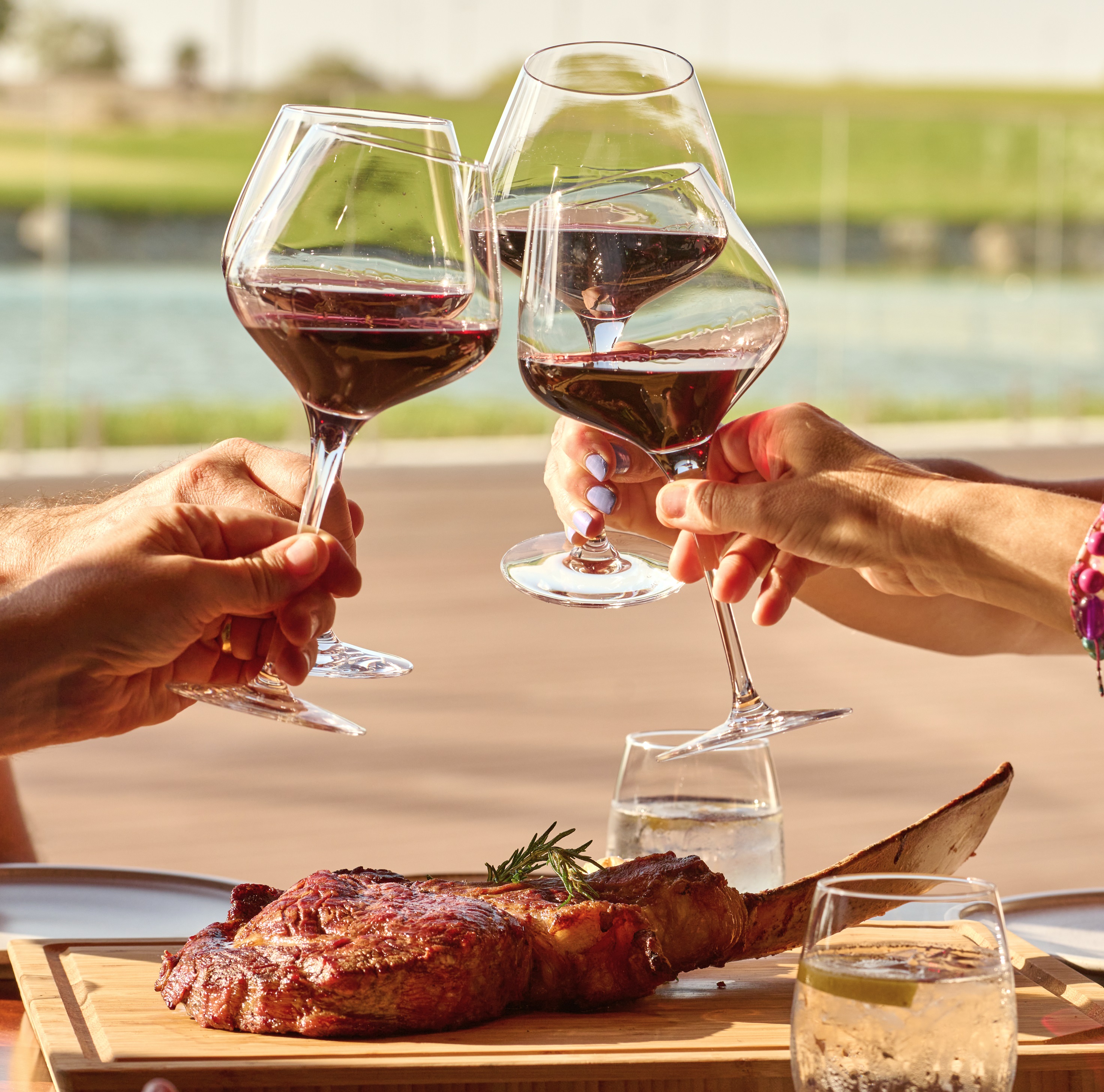 Acres Grill House Yas Acres Golf & Country Club