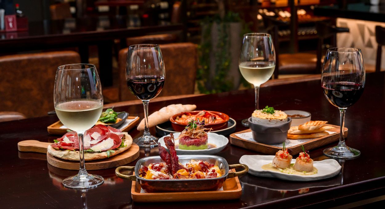 Tapas & Wine 1